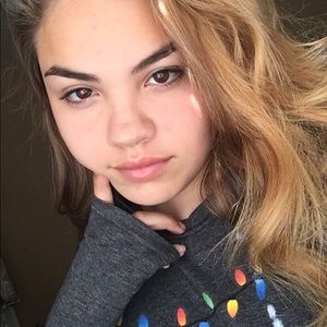 Meet your Posher, Jade